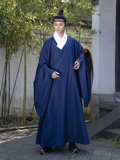 梦见水是什么意思？周公解梦详解